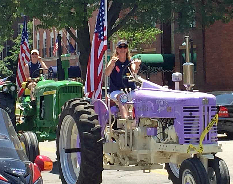 Moormeier organizes tractor drive around state capitol