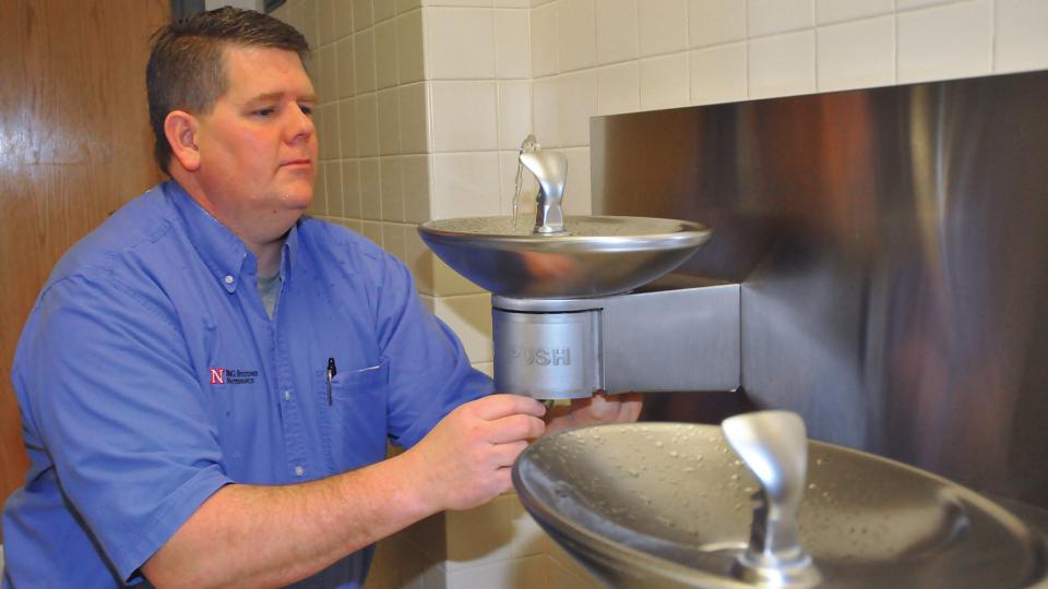 University of Nebraska-Lincoln taps student survey to guide water fountain repairs